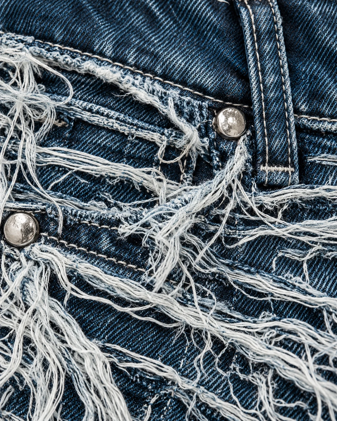 Blue Shredded Thread Denim Shorts — AI design reference 5