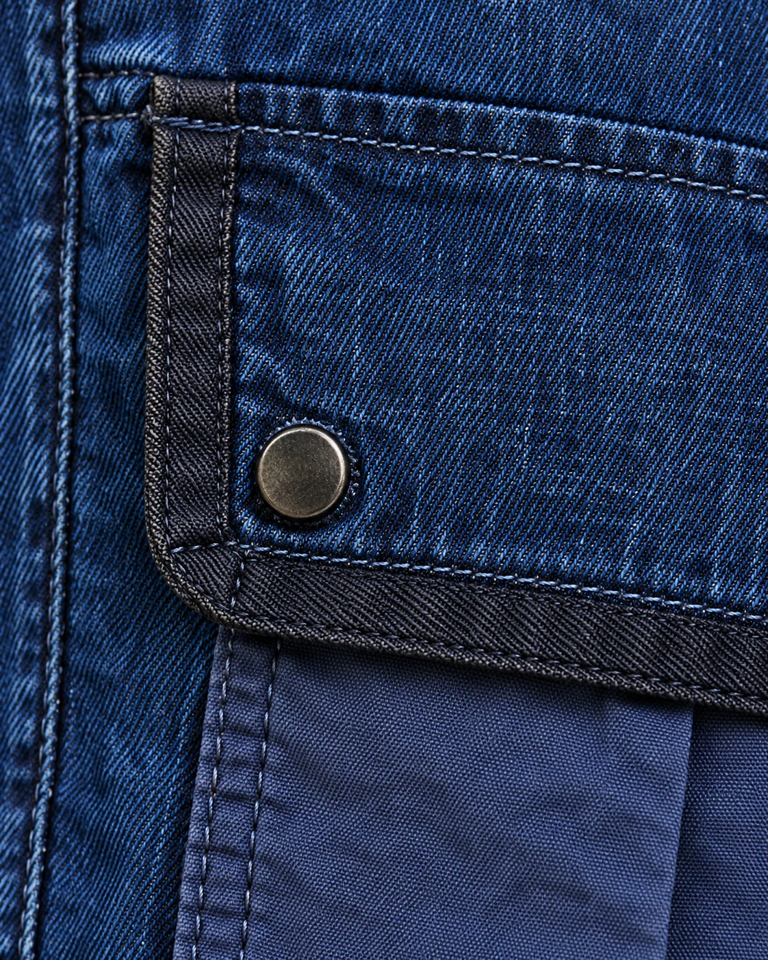 Blue Mixed Fabric Cargo Shorts — AI design reference 5